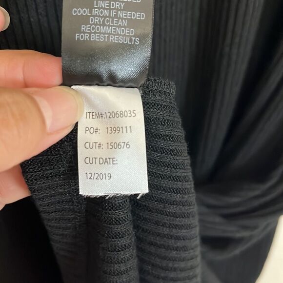 Torrid Ribbed Turtleneck Tank Top Womens Size 6X Black Sleeveless Stretch Fitted - Picture 8 of 12